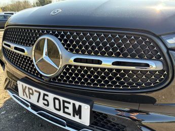 MERCEDES-BENZ GLC Glc 300E 4Matic Amg Line 5Dr 9G-Tronic