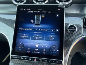 MERCEDES-BENZ GLC Glc 300E 4Matic Amg Line 5Dr 9G-Tronic