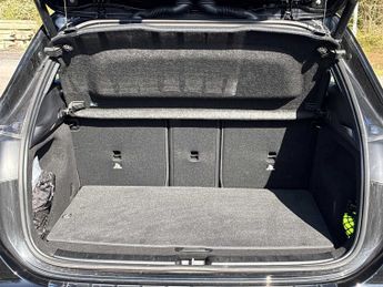 MERCEDES-BENZ GLA Gla 200D Sport Executive 5Dr Auto