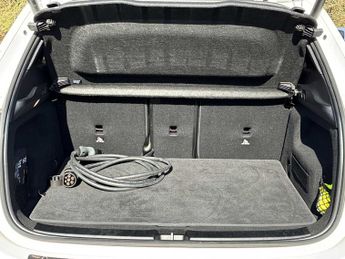 MERCEDES-BENZ EQA Eqa 250+ 140Kw Amg Line Premium 70.5Kwh 5Dr Auto