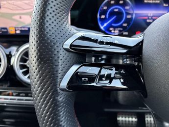 MERCEDES-BENZ EQA Eqa 250+ 140Kw Amg Line Premium 70.5Kwh 5Dr Auto