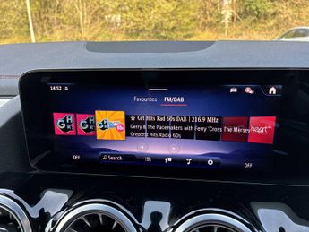 MERCEDES-BENZ EQA Eqa 250+ 140Kw Amg Line Premium 70.5Kwh 5Dr Auto