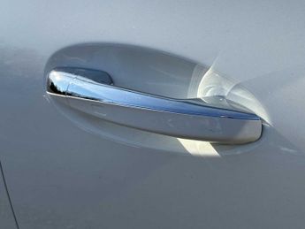 MERCEDES-BENZ EQA Eqa 250+ 140Kw Amg Line Premium 70.5Kwh 5Dr Auto