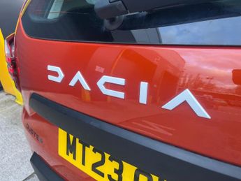 DACIA DUSTER 1.3 Tce Expression Suv 5Dr Petrol Edc Euro 6 (S/S) (150 Ps)