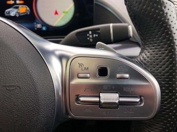 MERCEDES-BENZ EQC Eqc 400 300Kw Amg Line Premium Plus 80Kwh 5Dr Auto