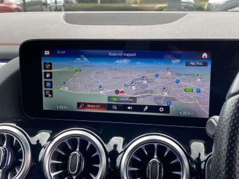 MERCEDES-BENZ EQA Eqa 300 4Matic 168Kw Amg Line 66.5Kwh 5Dr Auto