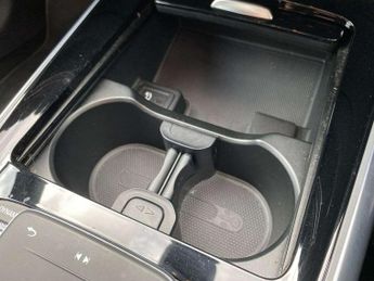 MERCEDES-BENZ EQA Eqa 300 4Matic 168Kw Amg Line 66.5Kwh 5Dr Auto