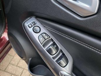 Nissan JUKE 1.6 Hybrid N-Connecta 5Dr Auto