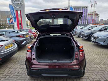 Nissan JUKE 1.6 Hybrid N-Connecta 5Dr Auto
