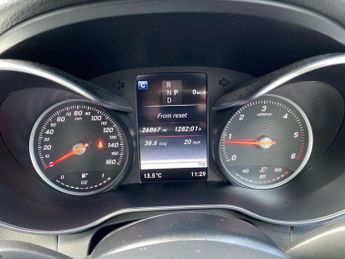 MERCEDES-BENZ C CLASS Mercedes-Benz C 220 Amg Line Premium +