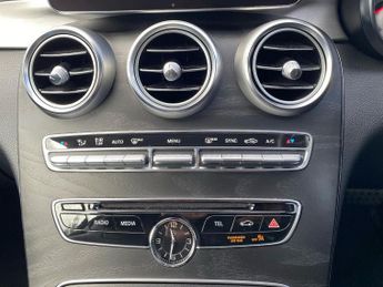 MERCEDES-BENZ C CLASS Mercedes-Benz C 220 Amg Line Premium +