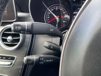 MERCEDES-BENZ C CLASS Mercedes-Benz C 220 Amg Line Premium +