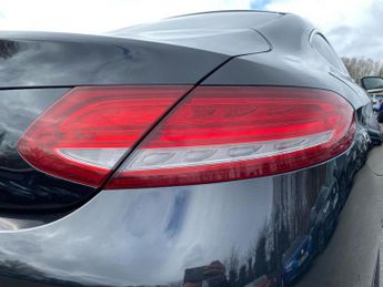 MERCEDES-BENZ C CLASS Mercedes-Benz C 220 Amg Line Premium +