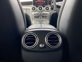 MERCEDES-BENZ C CLASS Mercedes-Benz C 220 Amg Line Premium +