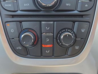 VAUXHALL ASTRA 1.6 16V Sri Hatchback 5Dr Petrol Manual Euro 5 (115 Ps)