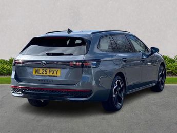 VOLKSWAGEN PASSAT 1.5 Tsi Ehybrid 272 R-Line 5Dr Dsg