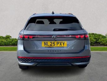 VOLKSWAGEN PASSAT 1.5 Tsi Ehybrid 272 R-Line 5Dr Dsg