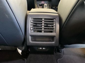 VOLKSWAGEN GOLF 1.5 Etsi Mhev R-Line Hatchback 5Dr Petrol Hybrid Dsg Euro 6 (S/S