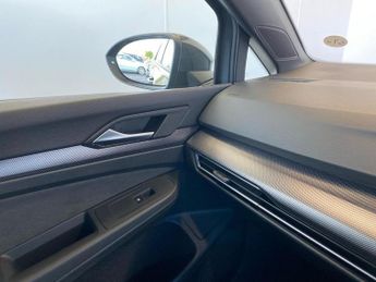 VOLKSWAGEN GOLF 1.5 Etsi Mhev R-Line Hatchback 5Dr Petrol Hybrid Dsg Euro 6 (S/S