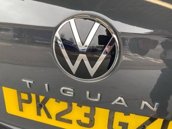 VOLKSWAGEN TIGUAN 2.0 Tdi Life Suv 5Dr Diesel Dsg Euro 6 (S/S) (150 Ps)