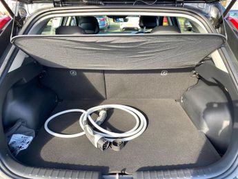 KIA NIRO 150Kw 2 Nav 65Kwh 5Dr Auto