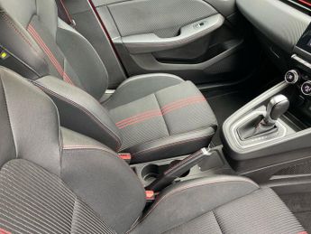 RENAULT CLIO 1.6 E-Tech Rs Line Hatchback 5Dr Petrol Hybrid Auto Euro 6 (S/S)