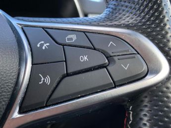 RENAULT CLIO 1.6 E-Tech Rs Line Hatchback 5Dr Petrol Hybrid Auto Euro 6 (S/S)