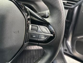 PEUGEOT 2008 50Kwh Gt Suv 5Dr Electric Auto (7Kw Charger) (136 Ps)