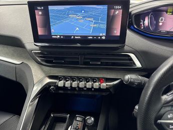 PEUGEOT 3008 1.5 Bluehdi Gt Suv 5Dr Diesel Eat Euro 6 (S/S) (130 Ps)