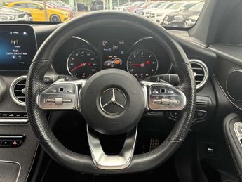 MERCEDES-BENZ GLC Glc 220D 4Matic Amg Line 5Dr 9G-Tronic