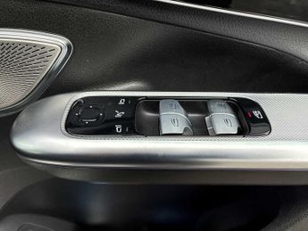 MERCEDES-BENZ EQE 350 4M 215Kw Amg Line Night Ed Prem+ 91Kwh 5Dr At