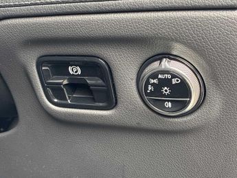 MERCEDES-BENZ EQE 350 4M 215Kw Amg Line Night Ed Prem+ 91Kwh 5Dr At