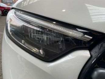 MERCEDES-BENZ GLC Glc 300E 4Matic Amg Line 5Dr 9G-Tronic