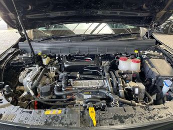 MERCEDES-BENZ EQB Eqb 250+ 140Kw Sport Executive 70.5Kwh 5Dr Auto