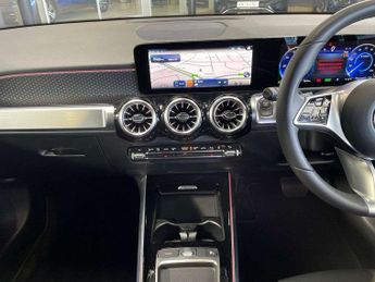 MERCEDES-BENZ EQB Eqb 250+ 140Kw Sport Executive 70.5Kwh 5Dr Auto