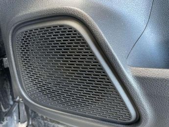 MERCEDES-BENZ EQB Eqb 250+ 140Kw Sport Executive 70.5Kwh 5Dr Auto