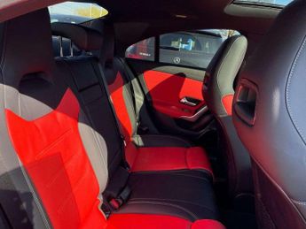 MERCEDES-BENZ CLA Cla 180 Amg Line Premium Plus 4Dr Tip Auto