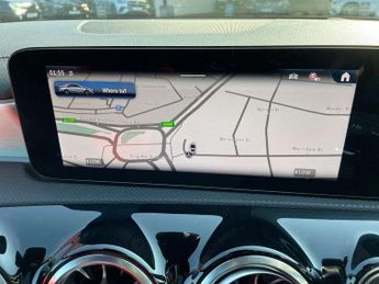 MERCEDES-BENZ CLA Cla 180 Amg Line Premium Plus 4Dr Tip Auto