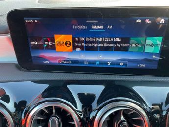 MERCEDES-BENZ CLA Cla 180 Amg Line Premium Plus 4Dr Tip Auto