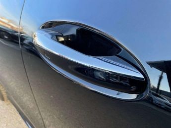 MERCEDES-BENZ CLA Cla 180 Amg Line Premium Plus 4Dr Tip Auto