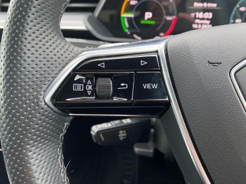 AUDI E-TRON 300Kw 55 Quattro 95Kwh Black Ed 5Dr Auto [C+S]