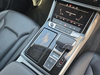 AUDI Q7 3.0 Tdi V6 50 Sport Suv 5Dr Diesel Tiptronic Quattro Euro 6 (S/S