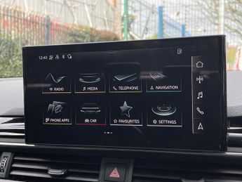 AUDI A4 2.0 Tfsi 35 Black Edition Saloon 4Dr Petrol S Tronic Euro 6 (S/S