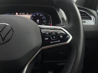 VOLKSWAGEN TIGUAN ALLSPACE 1.5 Tsi R-Line Suv 5Dr Petrol Dsg Euro 6 (S/S) (150 Ps)