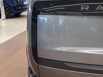 LAND ROVER RANGE ROVER 3.0 P460E Autobiography 4Dr Auto