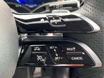 MERCEDES-BENZ EQE 500 4M 300Kw Amg Line Night Ed Prem 96Kwh 5Dr Auto