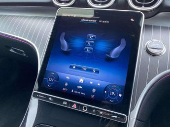 MERCEDES-BENZ CLE Cle 200 Amg Line Premium Plus 2Dr 9G-Tronic