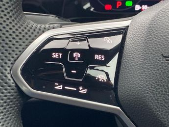 VOLKSWAGEN GOLF 2.0 Tsi Gti Hatchback 5Dr Petrol Dsg Euro 6 (S/S) (245 Ps)