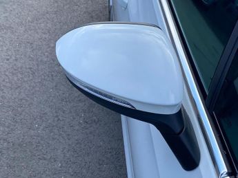 VOLKSWAGEN GOLF 1.5 Etsi Mhev Style Hatchback 5Dr Petrol Hybrid Dsg Euro 6 (S/S)