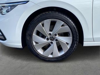 VOLKSWAGEN GOLF 1.5 Etsi Mhev Style Hatchback 5Dr Petrol Hybrid Dsg Euro 6 (S/S)